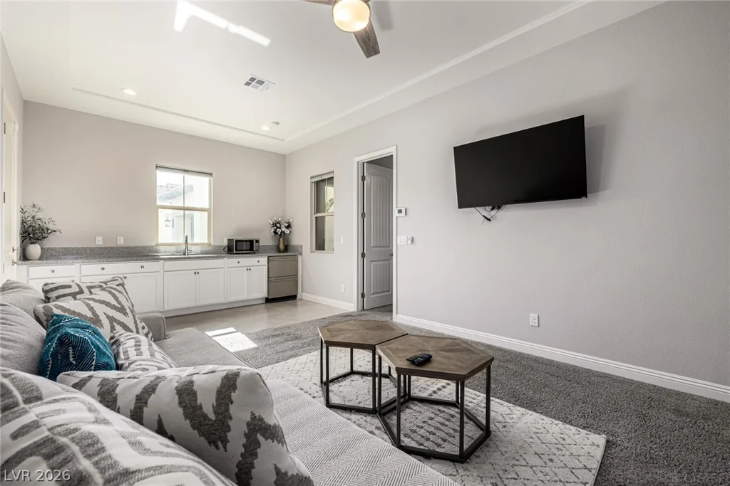 4104 San Capri, Las Vegas, NV 89141