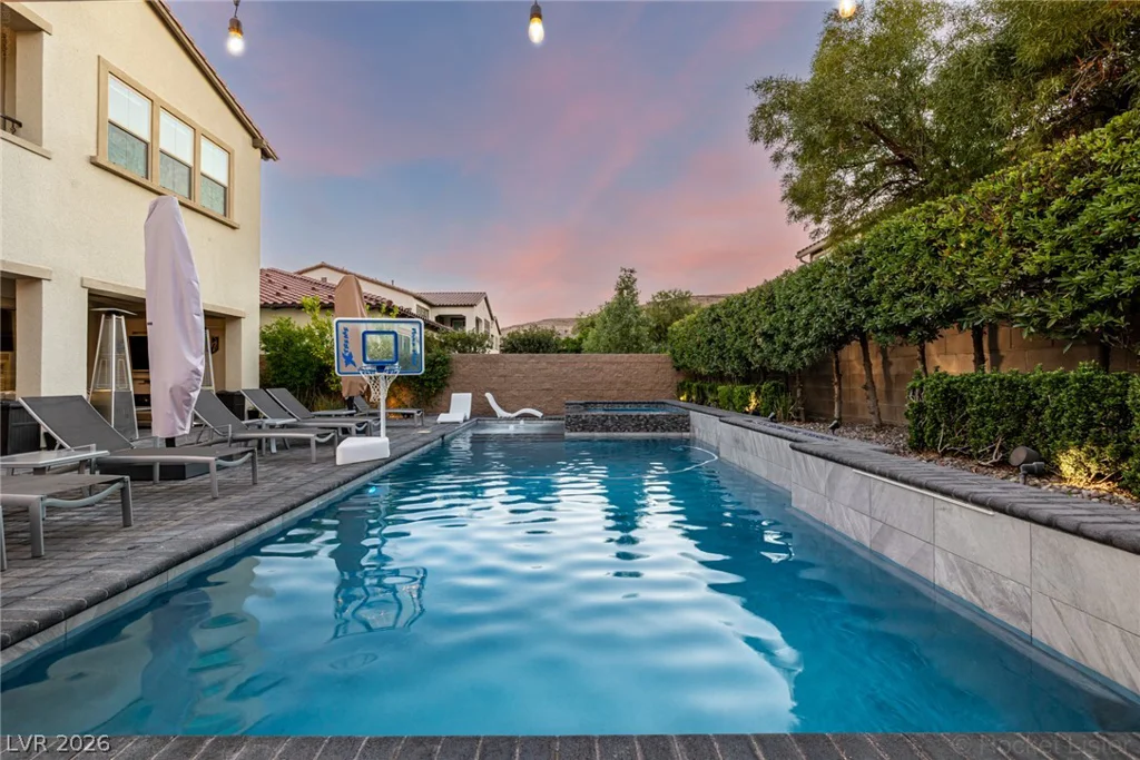 4104 San Capri, Las Vegas, NV 89141