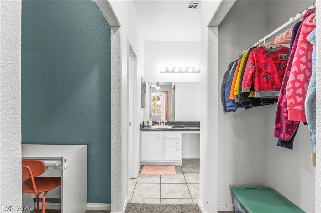 7353 Ridge Star, Las Vegas, NV 89131