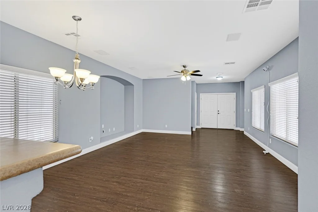 1755 Little Crow, Las Vegas, NV 89123
