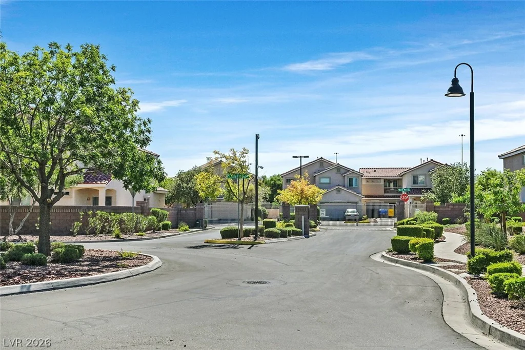 1755 Little Crow, Las Vegas, NV 89123