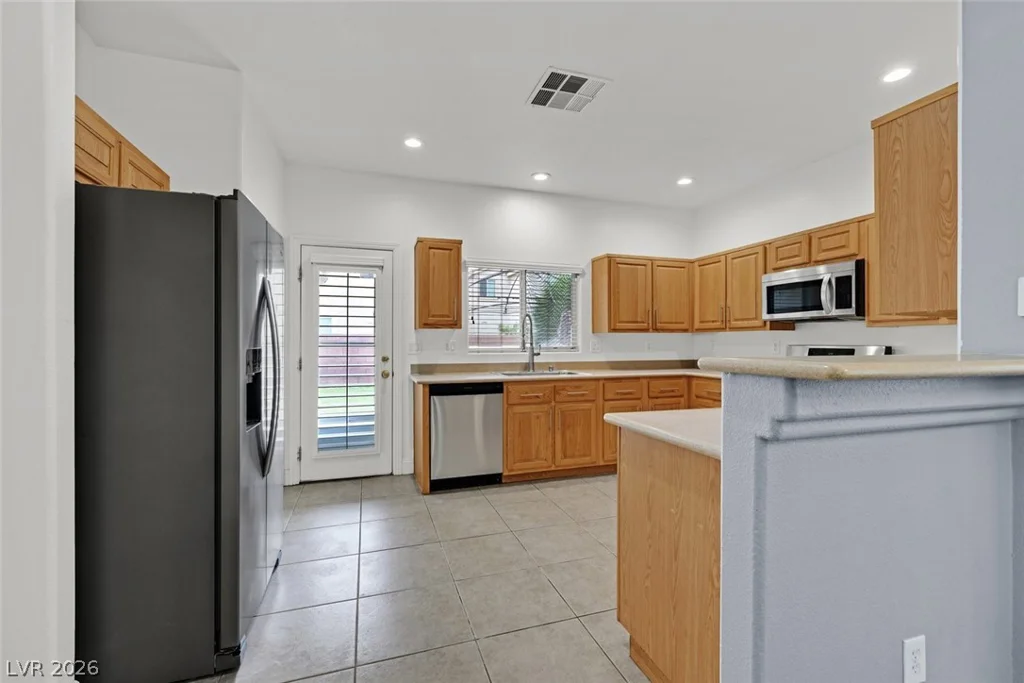 1755 Little Crow, Las Vegas, NV 89123