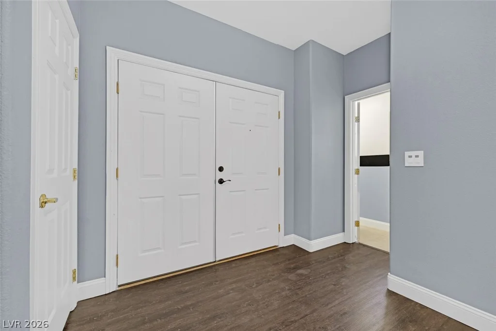 1755 Little Crow, Las Vegas, NV 89123