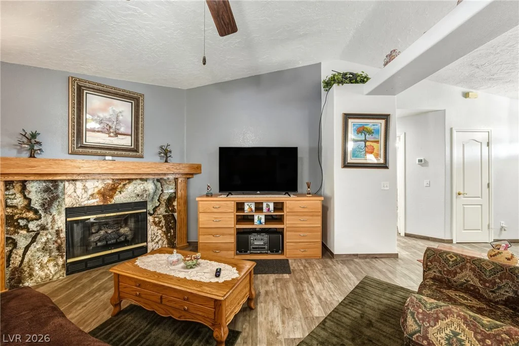 2060 Red Rock, Pahrump, NV 89048