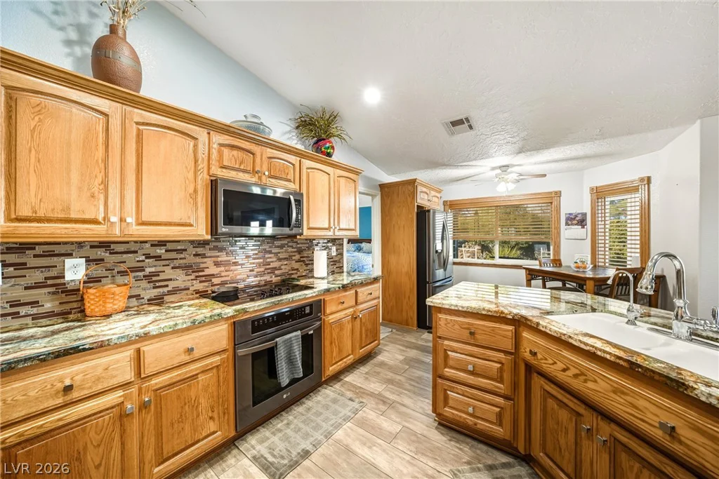 2060 Red Rock, Pahrump, NV 89048