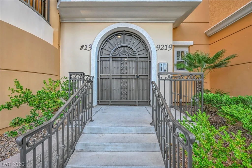 9219 Tesoras, Las Vegas, NV 89144