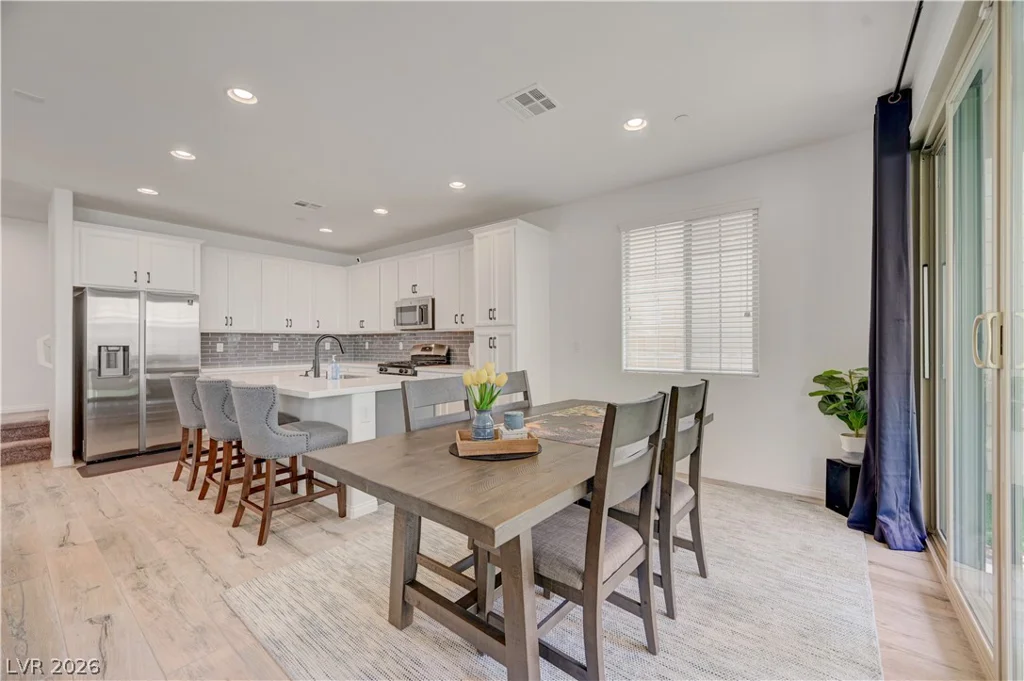 81 Moon Hill, Henderson, NV 89011