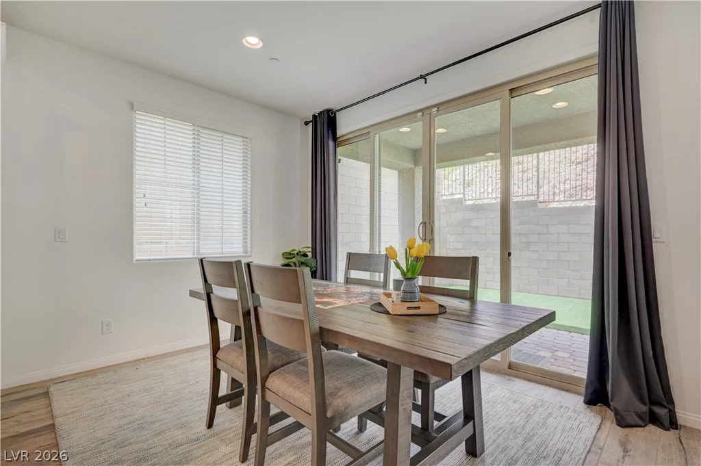81 Moon Hill, Henderson, NV 89011