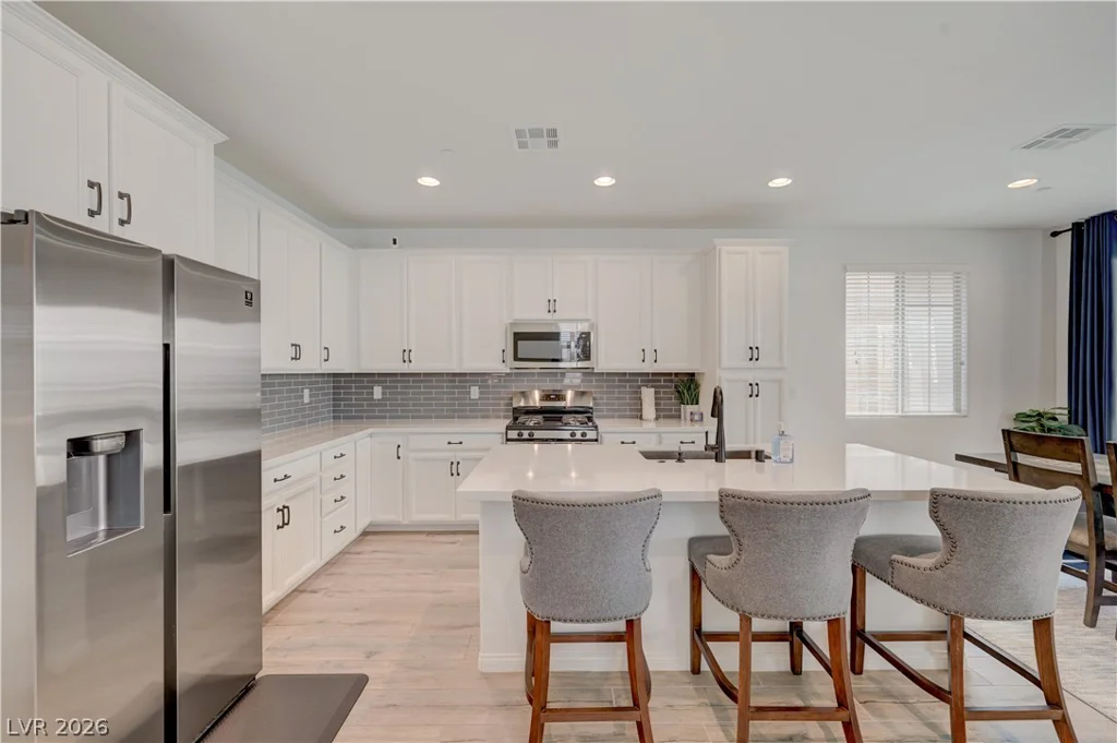 81 Moon Hill, Henderson, NV 89011