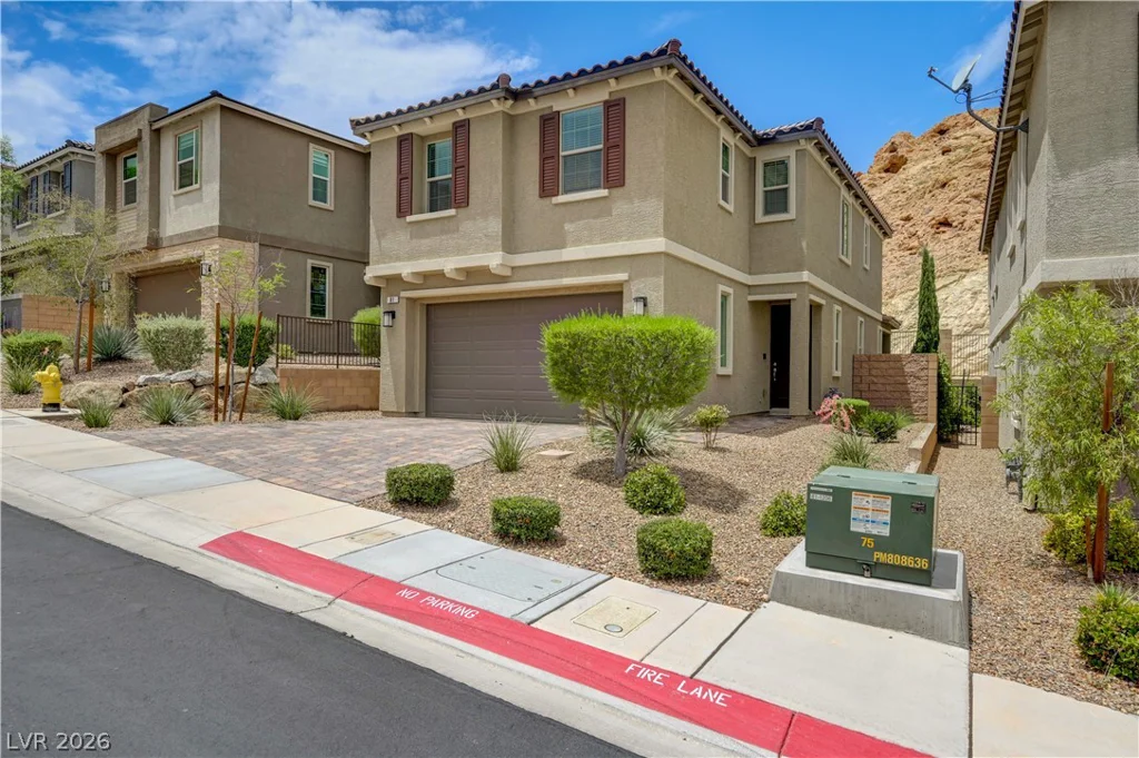 81 Moon Hill, Henderson, NV 89011