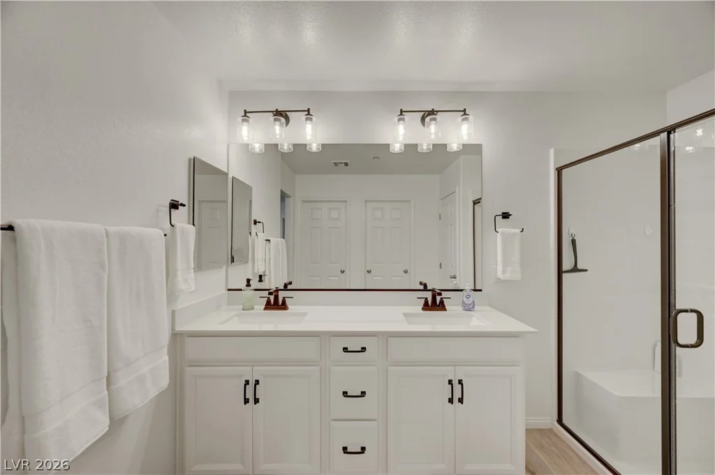 81 Moon Hill, Henderson, NV 89011