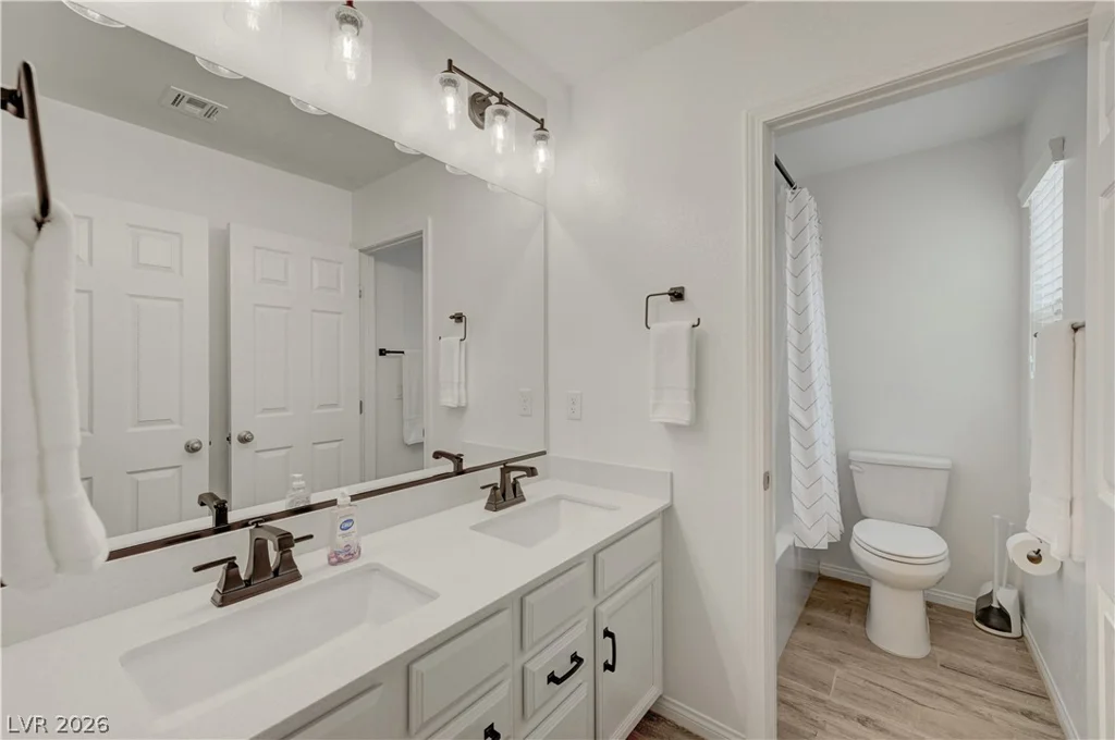 81 Moon Hill, Henderson, NV 89011