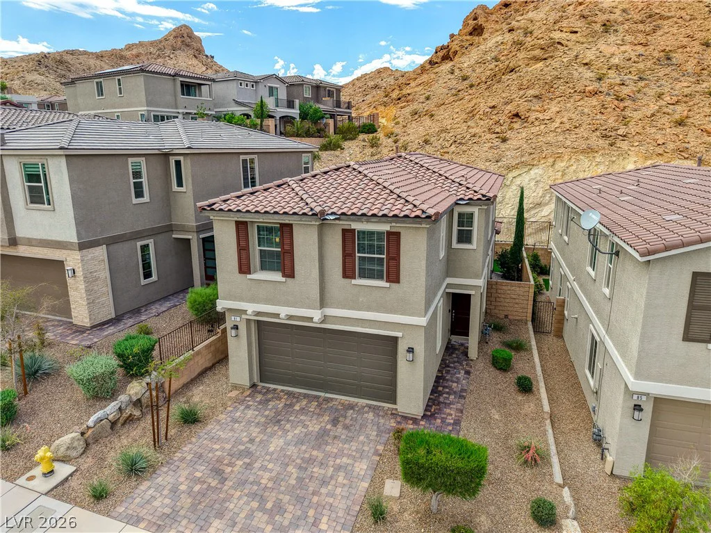 81 Moon Hill, Henderson, NV 89011