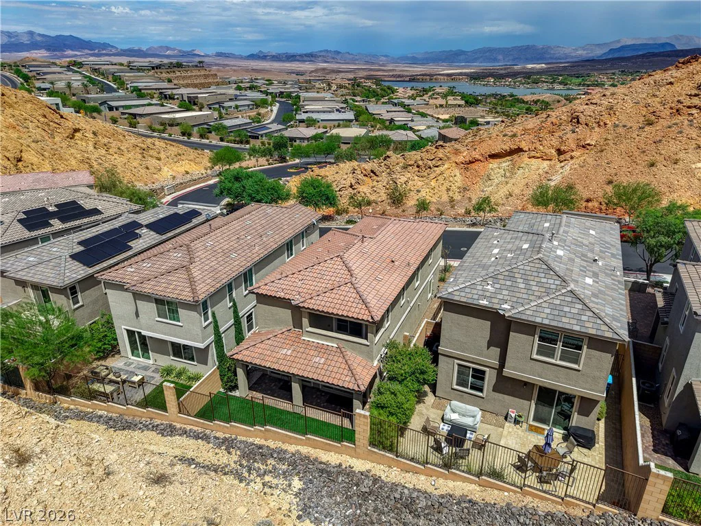 81 Moon Hill, Henderson, NV 89011