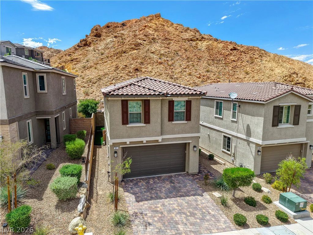 81 Moon Hill, Henderson, NV 89011