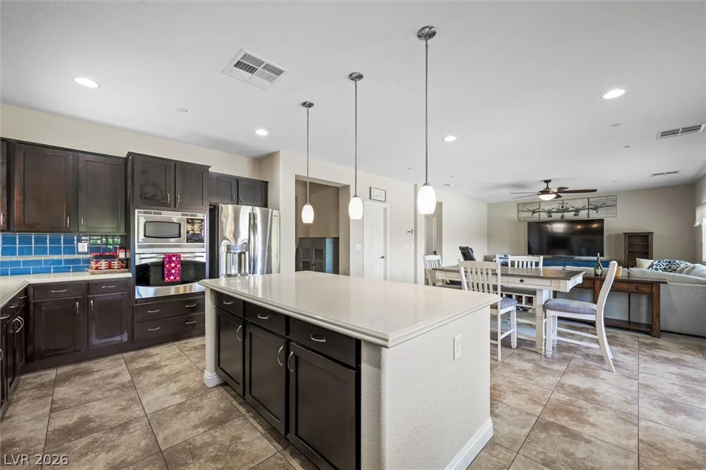 2984 Queen Lake, Henderson, NV 89052
