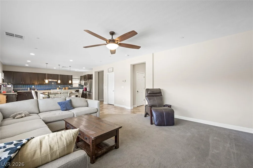 2984 Queen Lake, Henderson, NV 89052