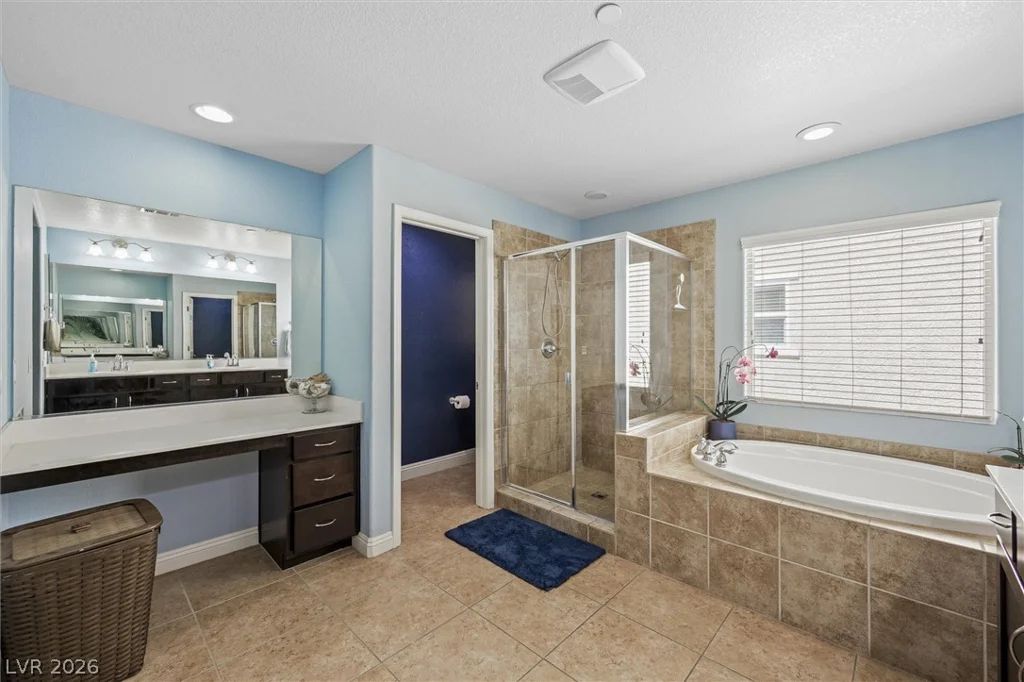 2984 Queen Lake, Henderson, NV 89052