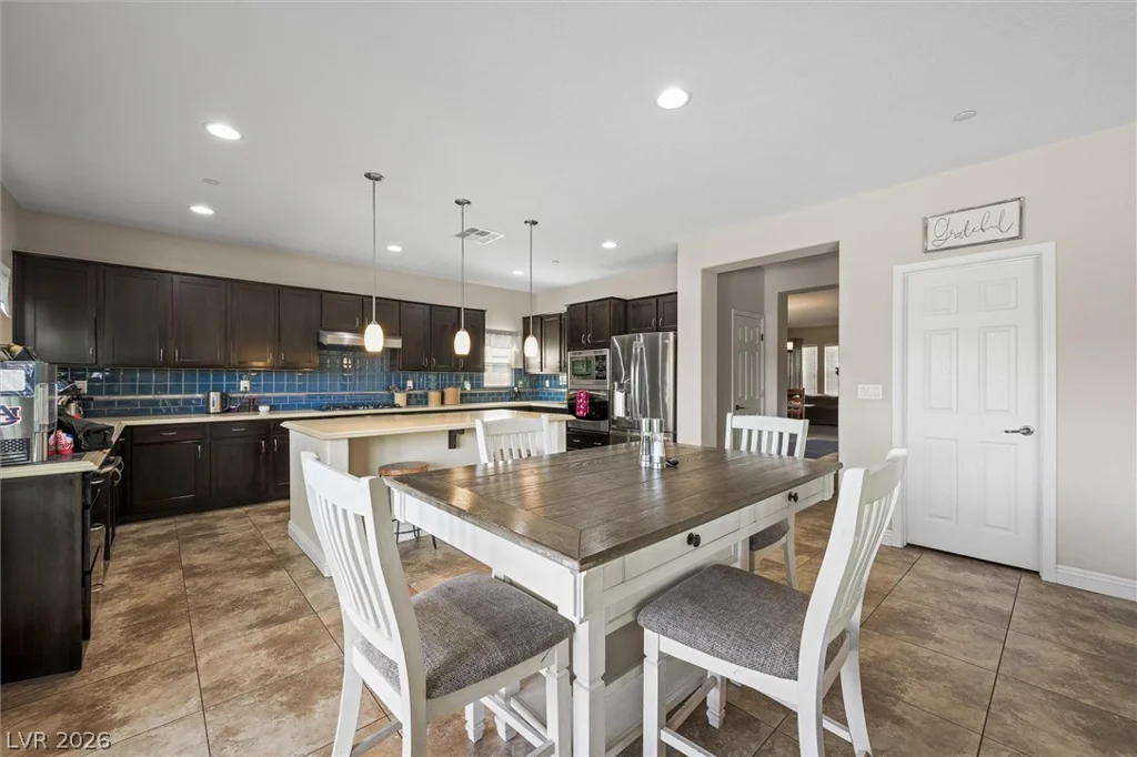 2984 Queen Lake, Henderson, NV 89052