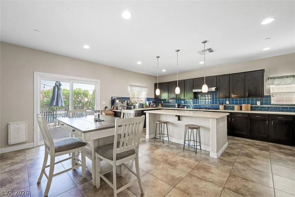 2984 Queen Lake, Henderson, NV 89052