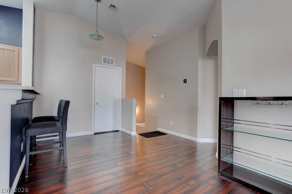 3031 Errol Flynn, Las Vegas, NV 89122