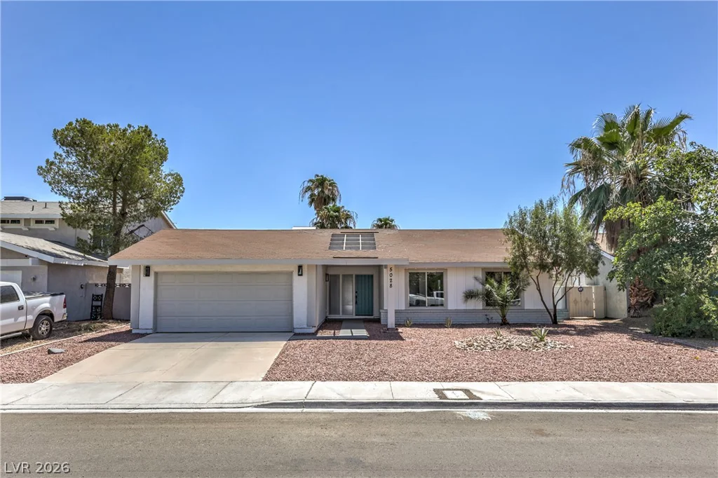 5028 Meadow Grove, Las Vegas, NV 89120