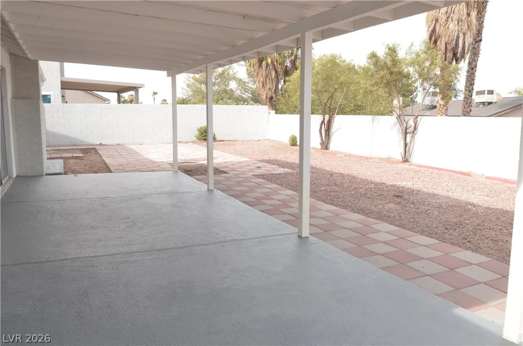5028 Meadow Grove, Las Vegas, NV 89120