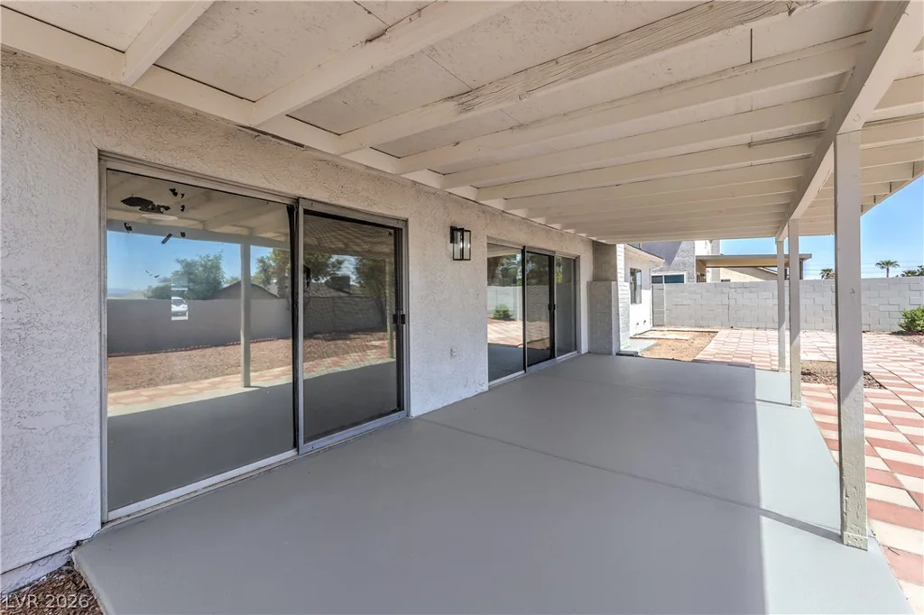 5028 Meadow Grove, Las Vegas, NV 89120