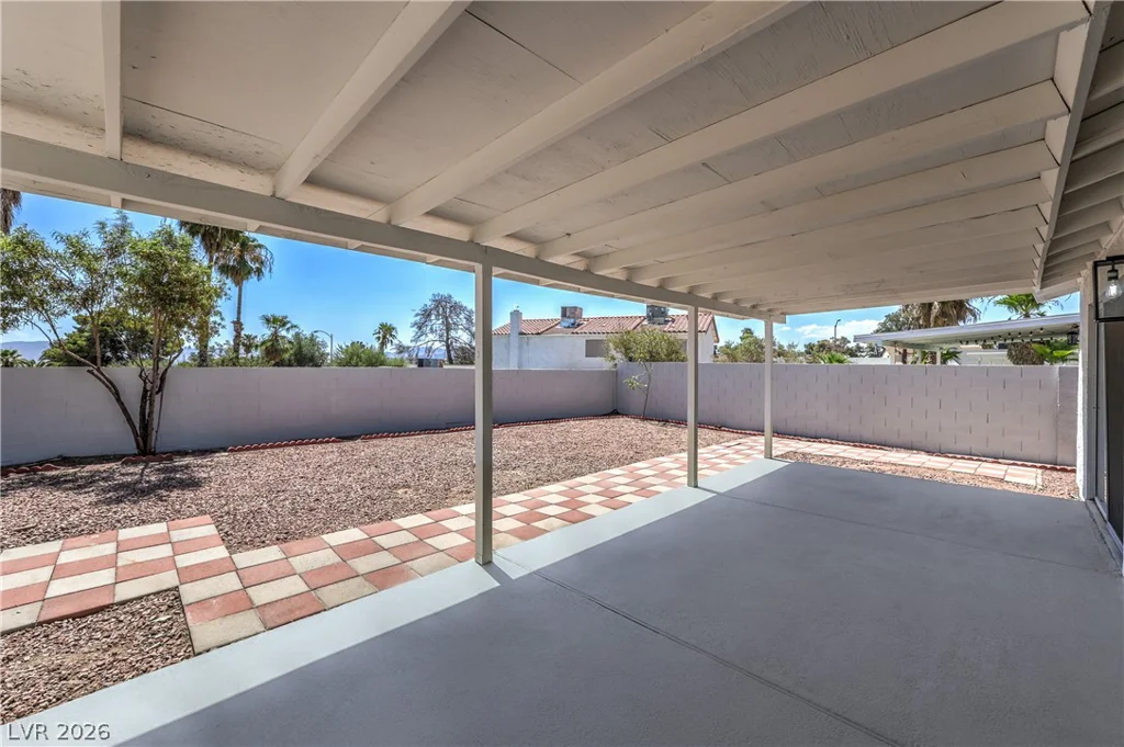 5028 Meadow Grove, Las Vegas, NV 89120