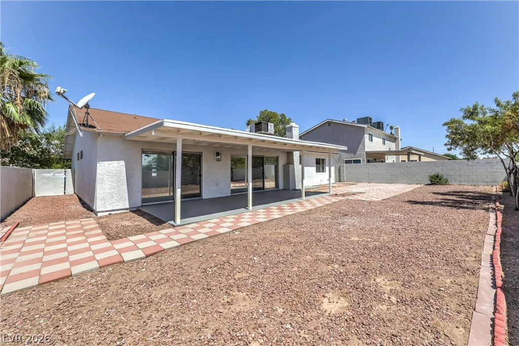 5028 Meadow Grove, Las Vegas, NV 89120