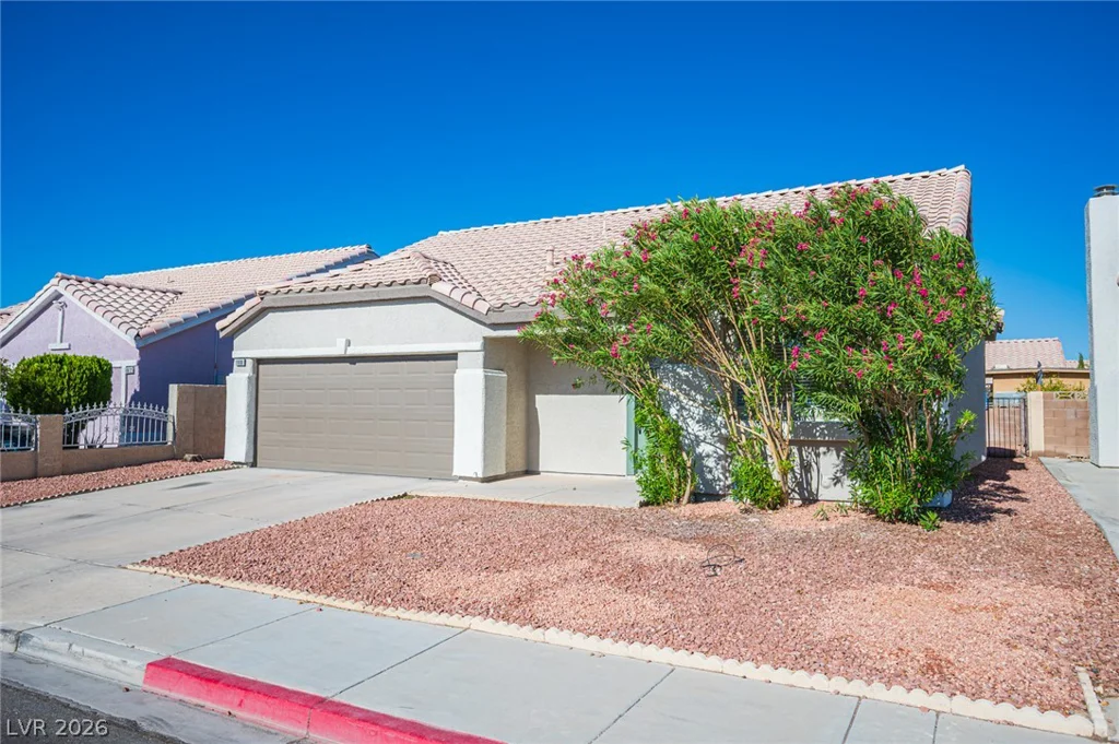 1808 Crystal Chimes, Las Vegas, NV 89106