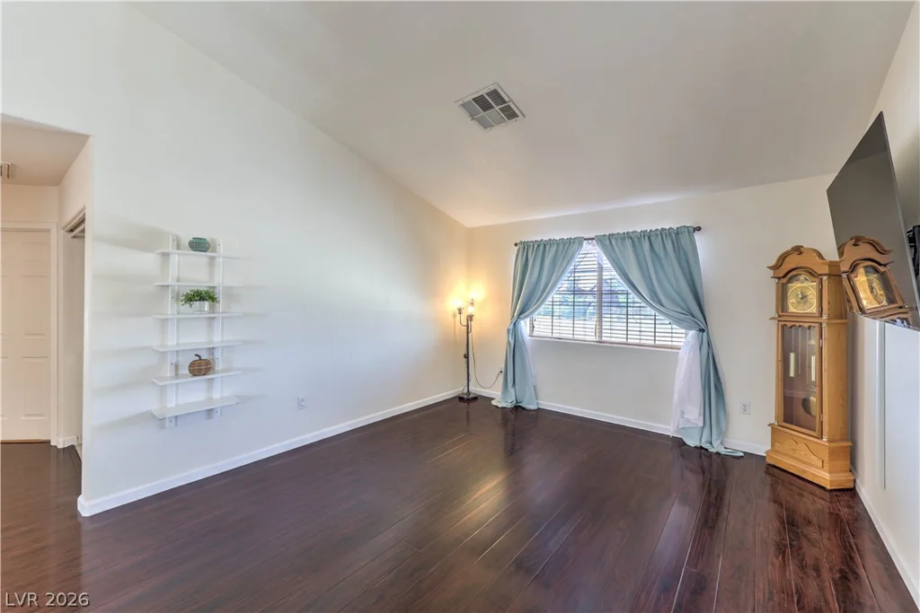 5330 Portavilla, Las Vegas, NV 89122