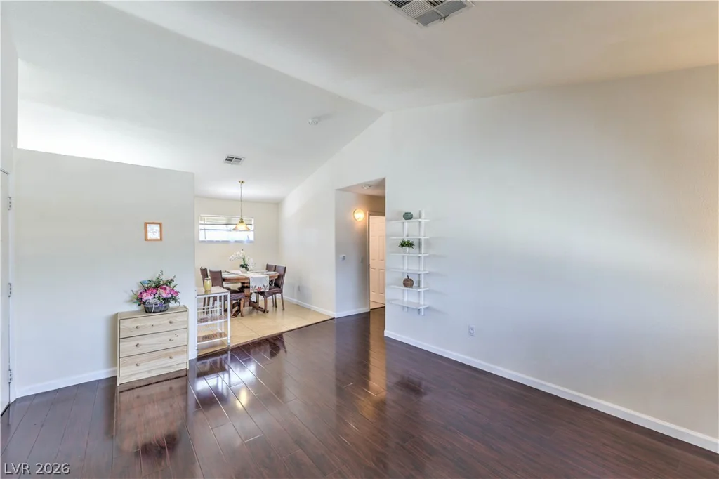 5330 Portavilla, Las Vegas, NV 89122