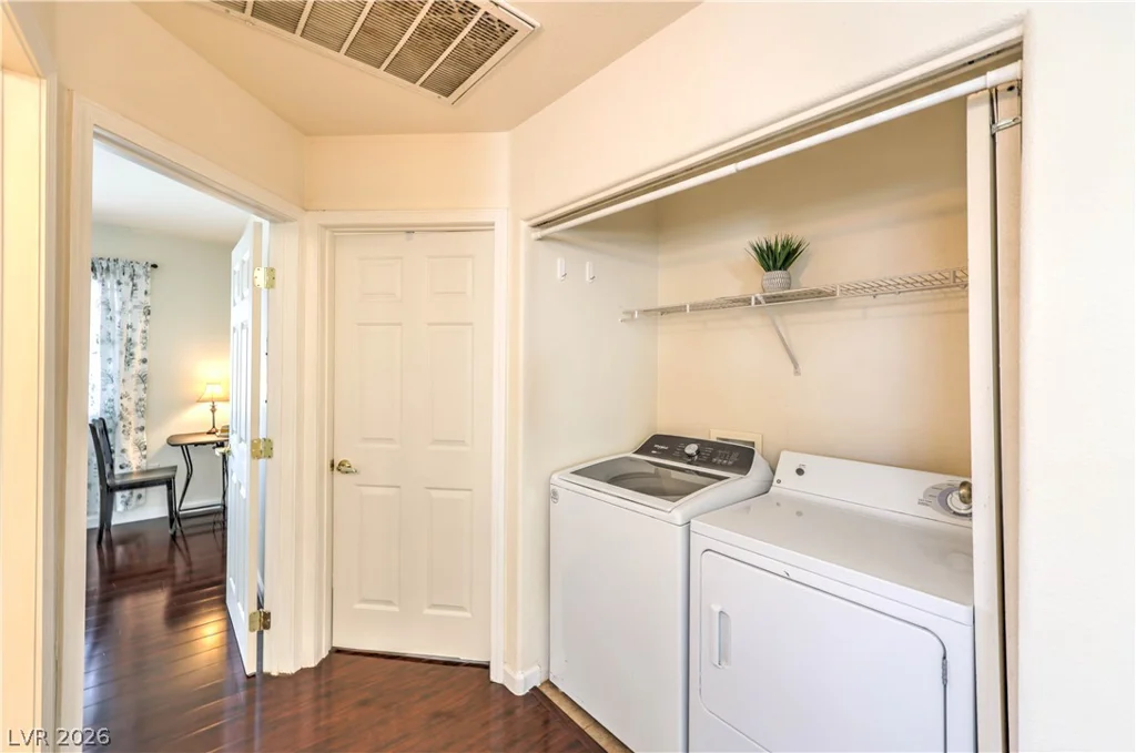 5330 Portavilla, Las Vegas, NV 89122