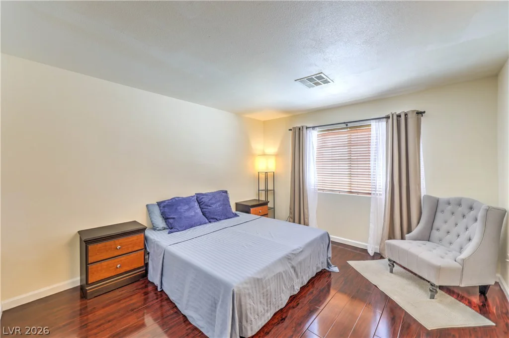 5330 Portavilla, Las Vegas, NV 89122