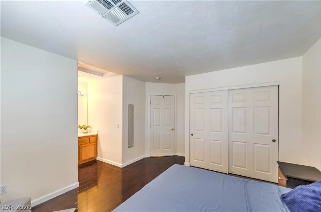 5330 Portavilla, Las Vegas, NV 89122
