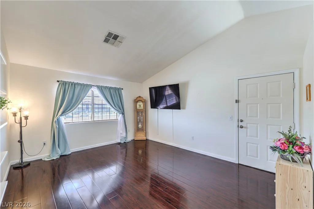 5330 Portavilla, Las Vegas, NV 89122