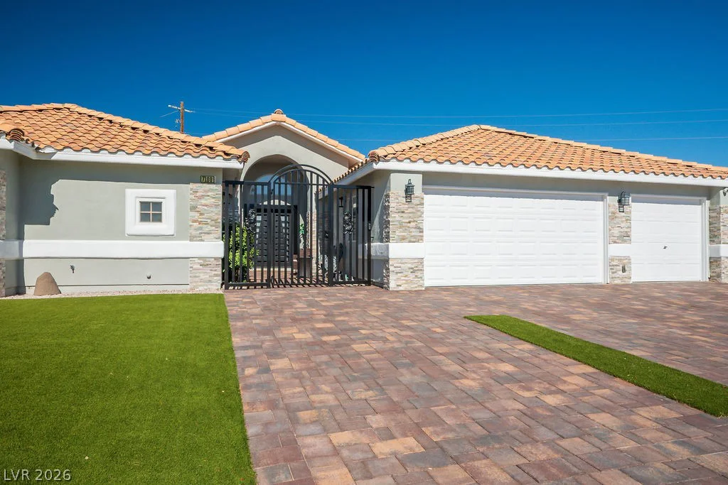 7100 Meranto, Las Vegas, NV 89178