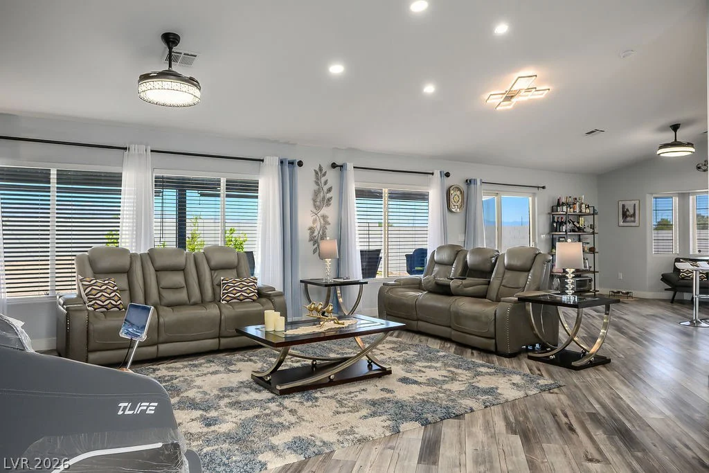 7100 Meranto, Las Vegas, NV 89178