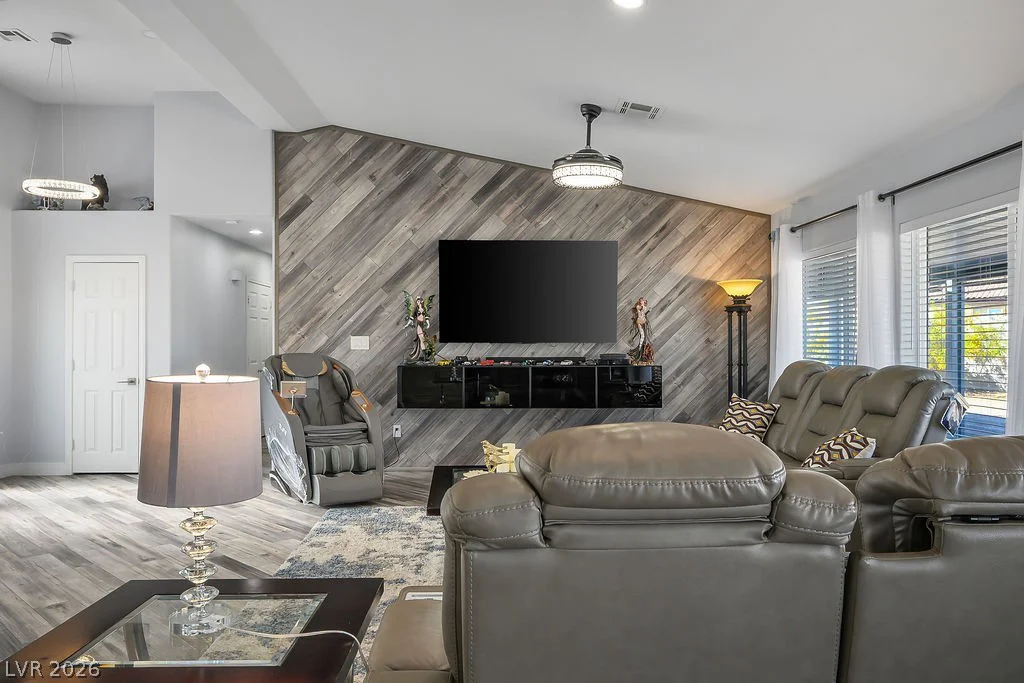 7100 Meranto, Las Vegas, NV 89178