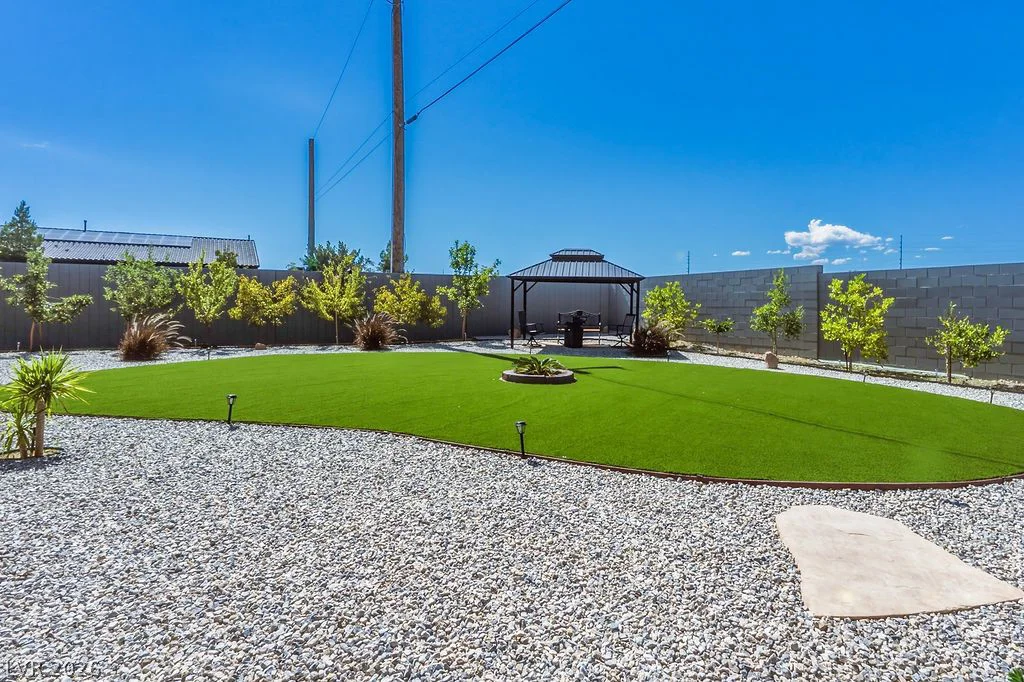7100 Meranto, Las Vegas, NV 89178