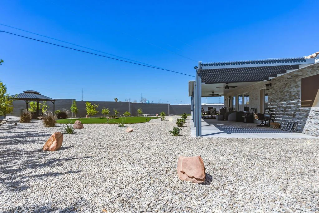 7100 Meranto, Las Vegas, NV 89178