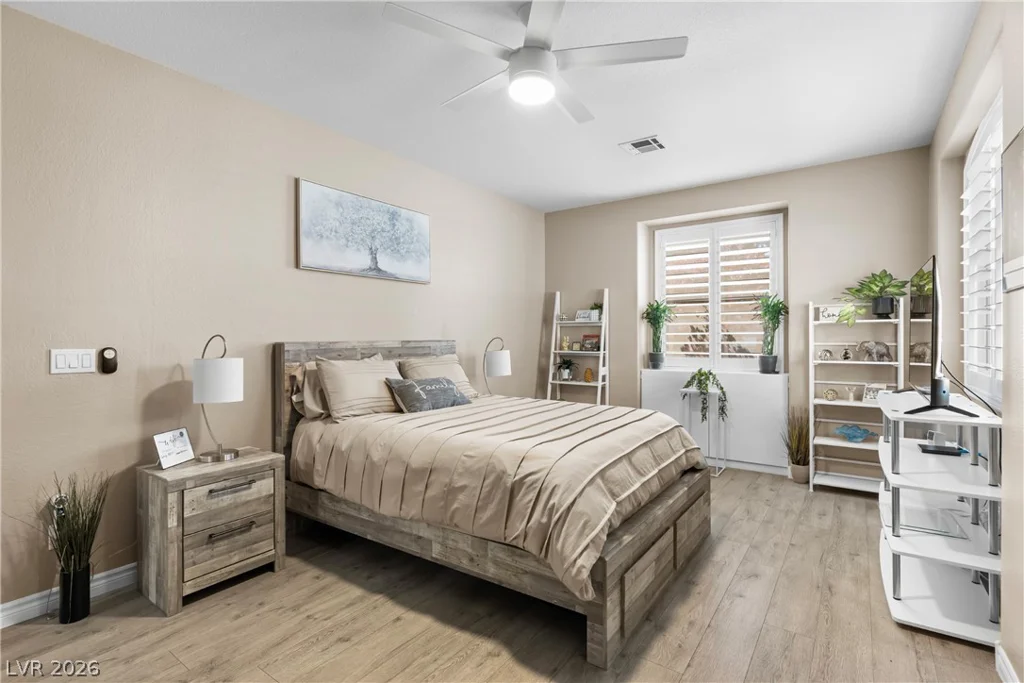 9130 Haddington, Las Vegas, NV 89145