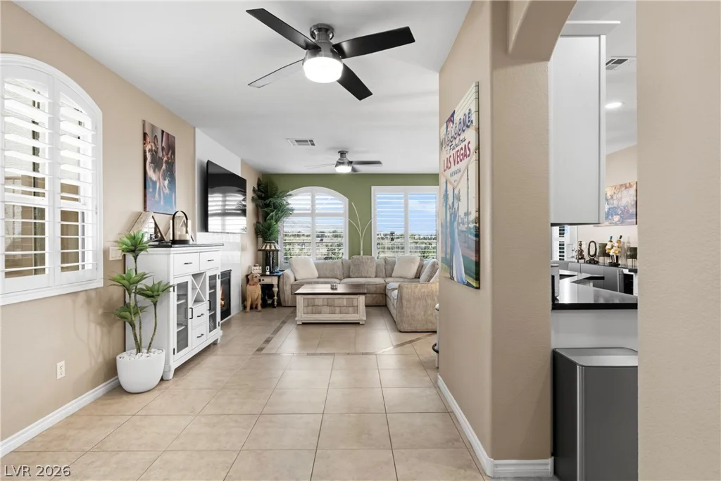 9130 Haddington, Las Vegas, NV 89145