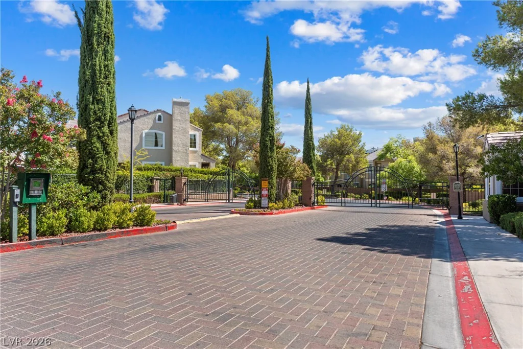 9130 Haddington, Las Vegas, NV 89145
