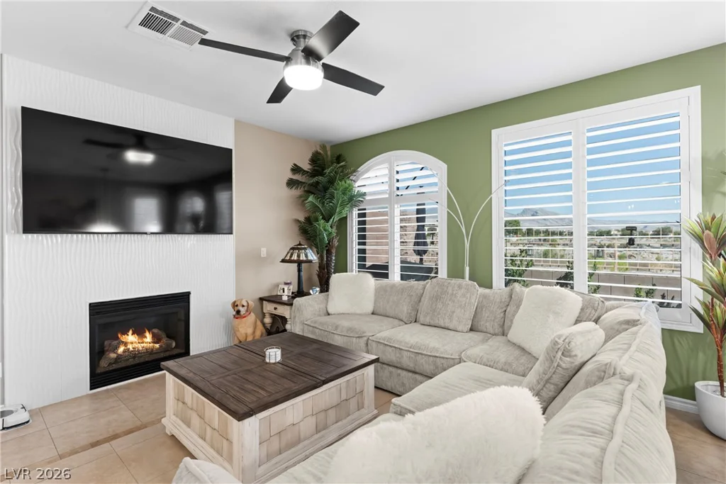 9130 Haddington, Las Vegas, NV 89145