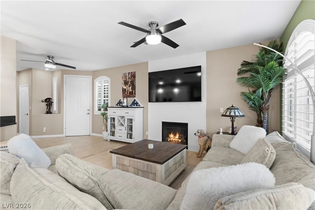 9130 Haddington, Las Vegas, NV 89145