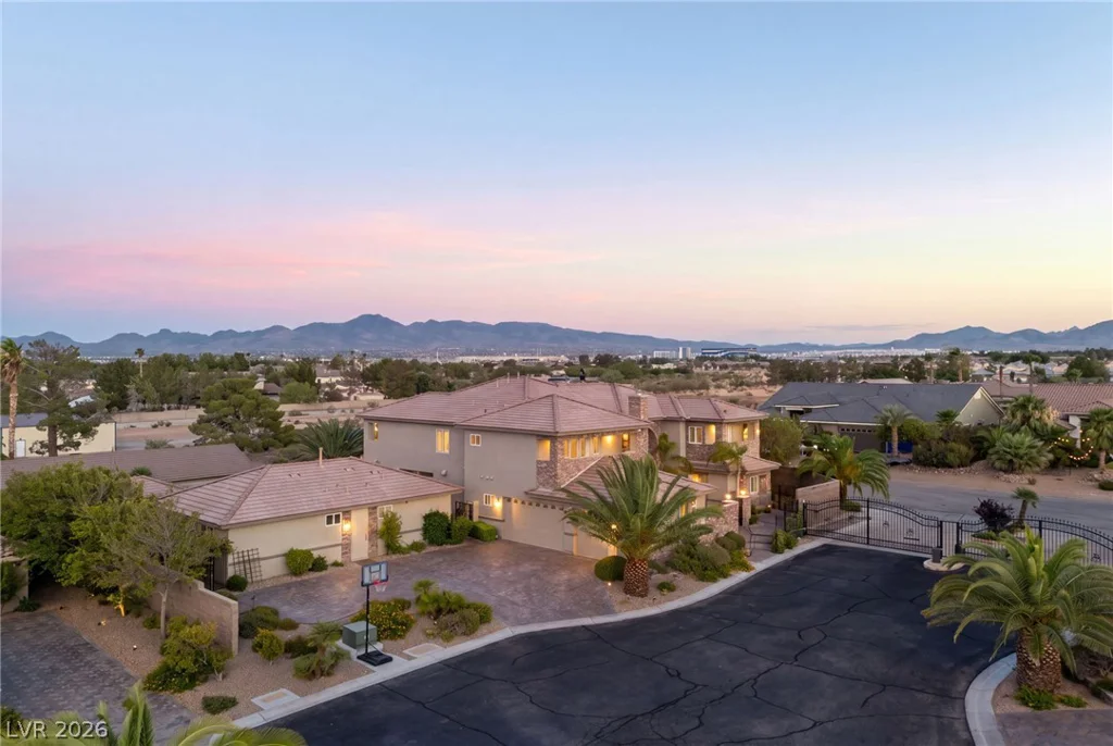 228 Levi, Las Vegas, NV 89183