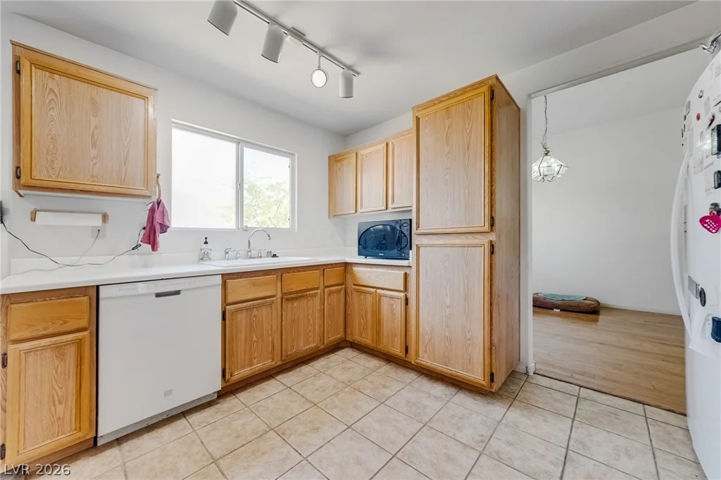 3414 Fort Niagara, North Las Vegas, NV 89032
