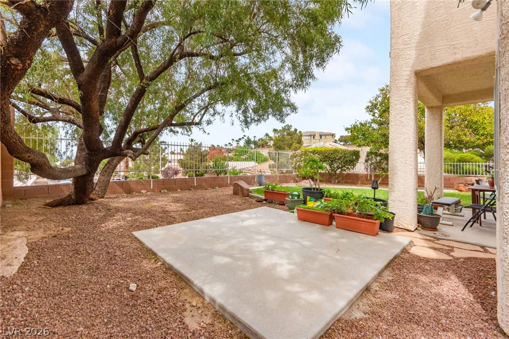 855 Binbrook, Henderson, NV 89052
